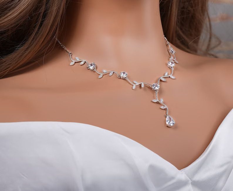 Bridal & Wedding Necklaces