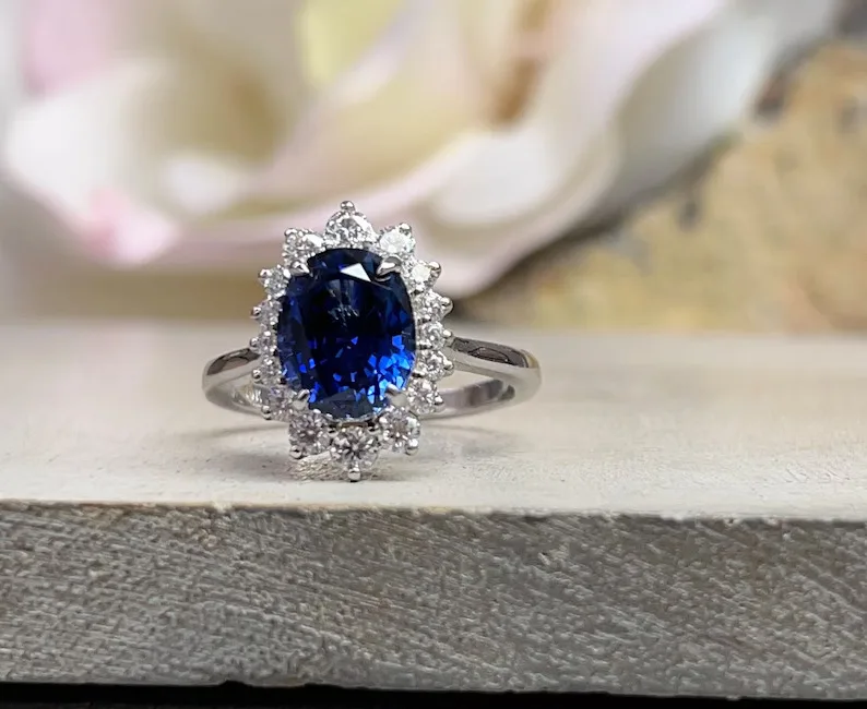 sapphire halo engagement rings