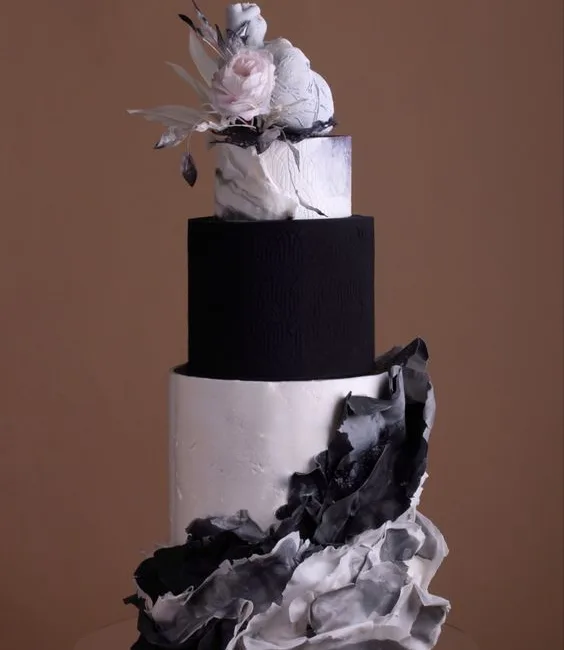Amazing Black And White Wedding Cakes