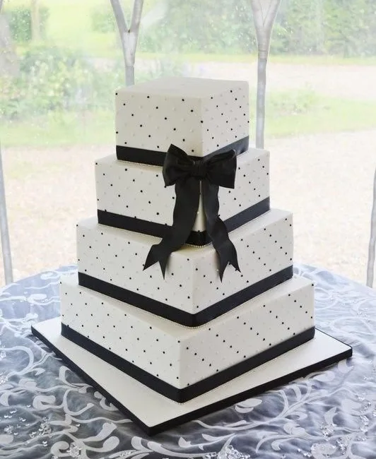 black and white wedding cakes