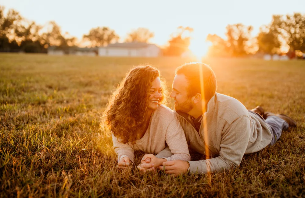 Engagement Photo Poses