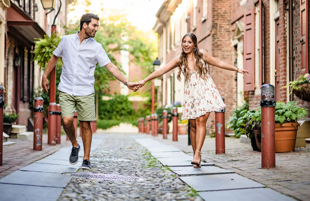 Engagement Photo Poses