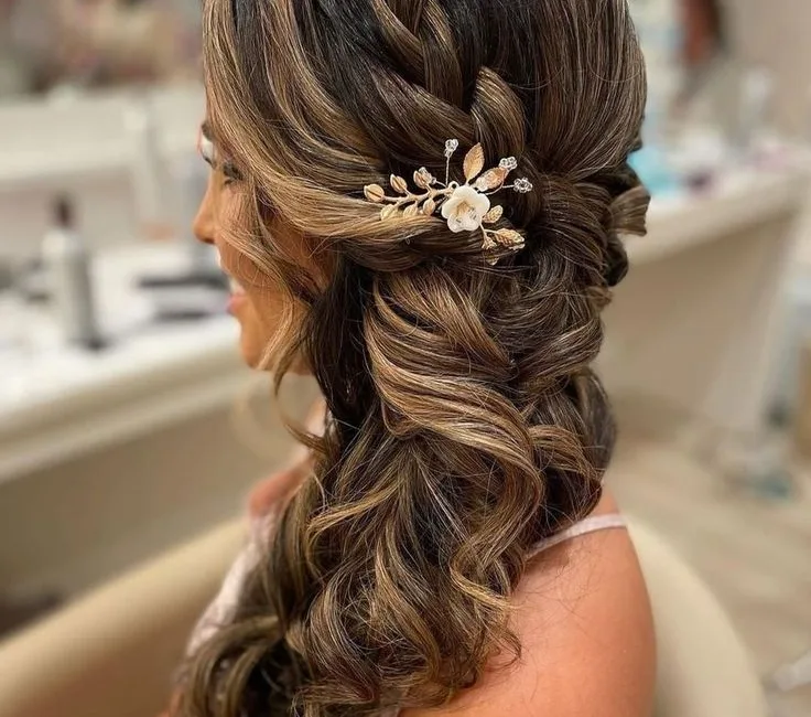 Bridesmaid Hairstyle 