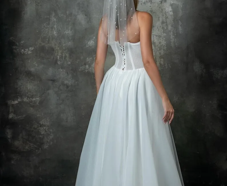 short wedding veil