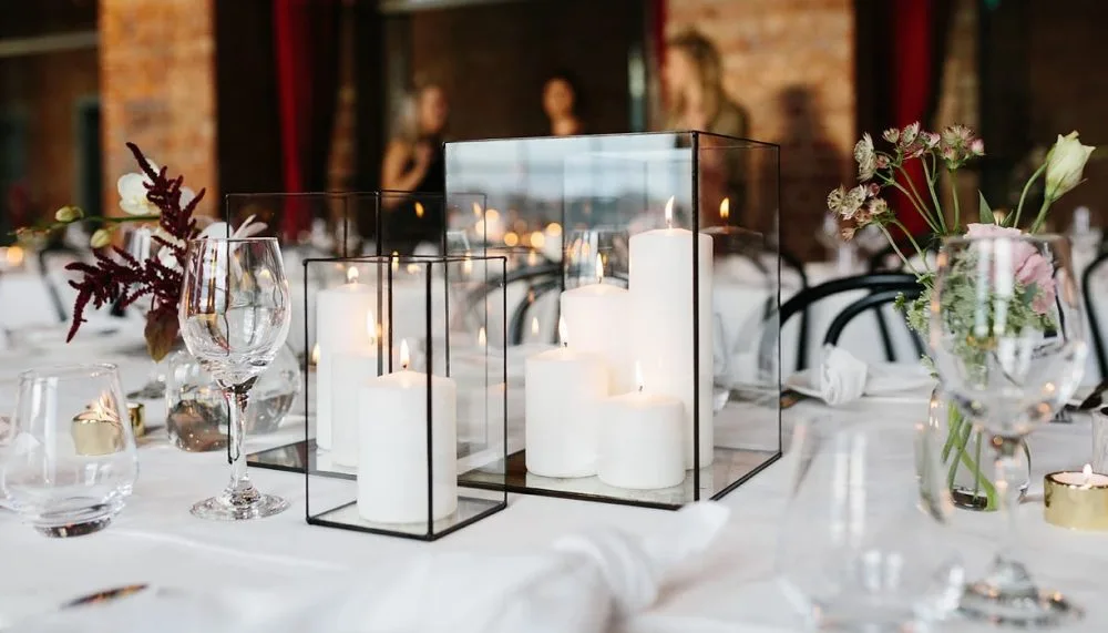 10 Elegant and Simple Wedding Table Decorations