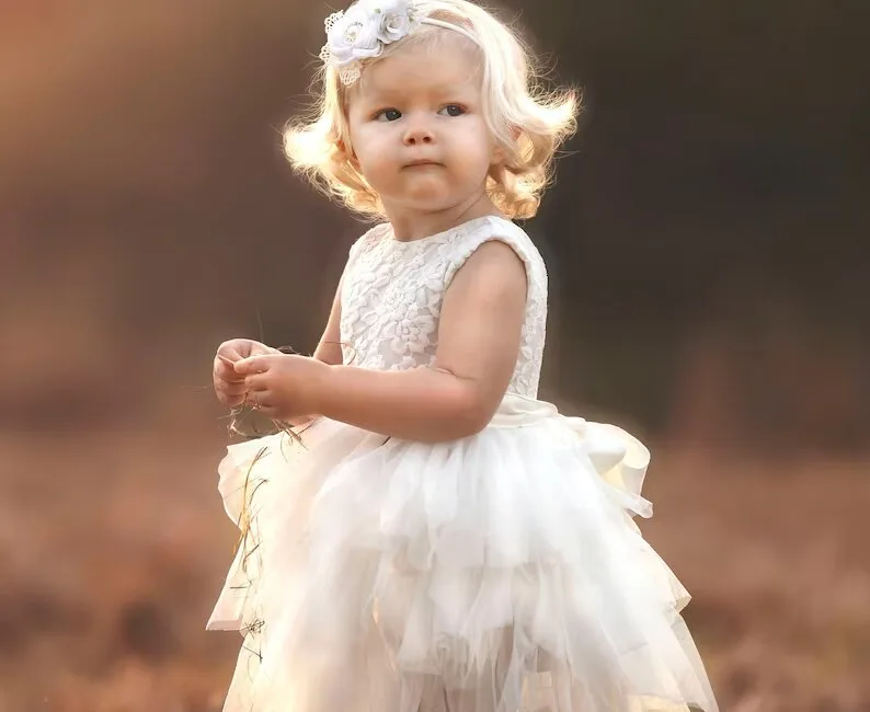 white flower girl dresses