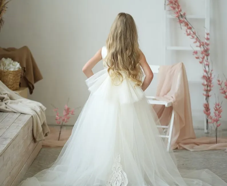 The Perfect White Flower Girl Dresses