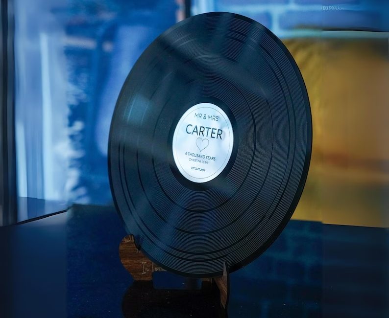 A Vinyl Record Wedding Guest Book. A Unique and Memorable Keepsake.